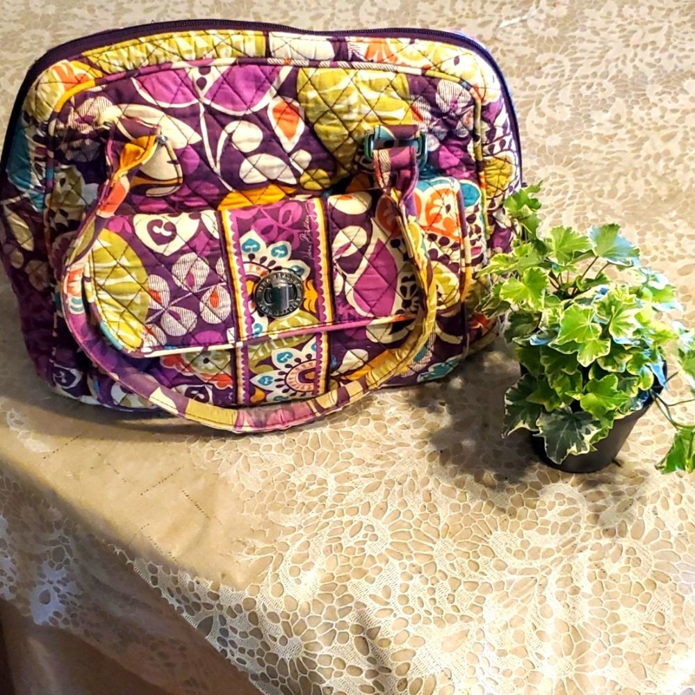 Vera Bradley  Large Handbag Good Condition